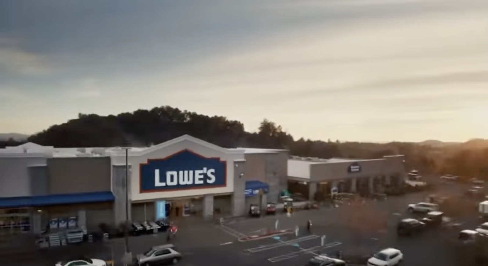 Lowe's Home Improvement Super Bowl commercial (2024)