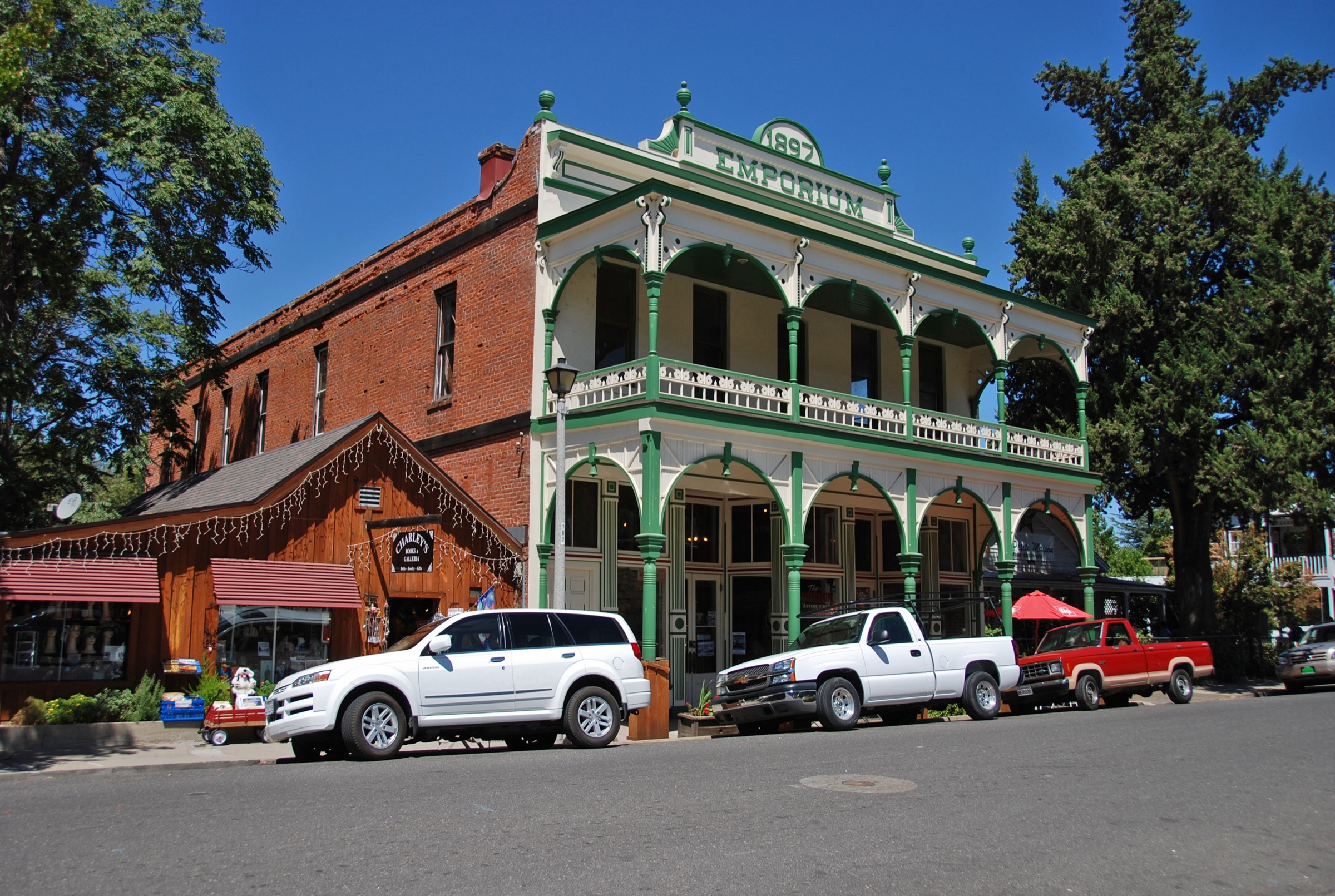 The 1897 Emporium building with its green two-story veranda on Main Street, Jamestown